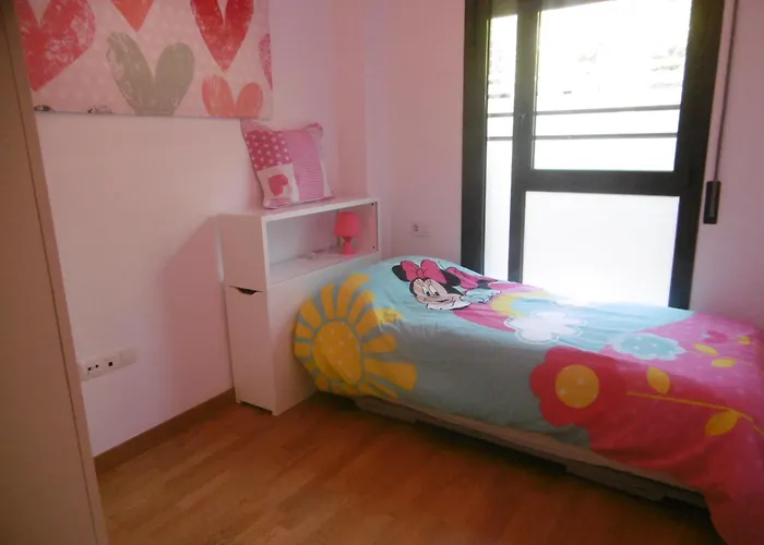 Amplio Con Piscina Y Aire Acondionado *